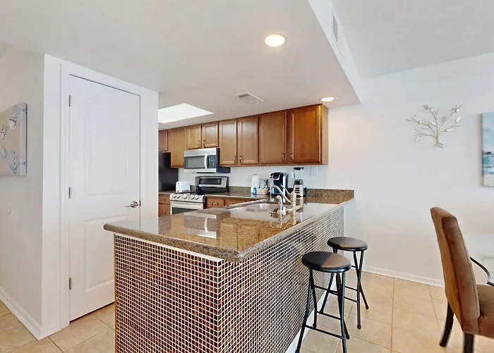 Holiday home Beachfront With Pool Private Balcony & Washer And Dryer Gulf Shores