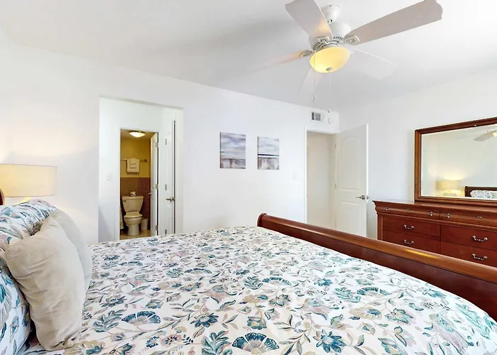 Beachfront With Pool Private Balcony & Washer And Dryer